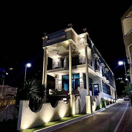 Boutique Hotel Empire Of Martin Gjirokastër 외부 사진