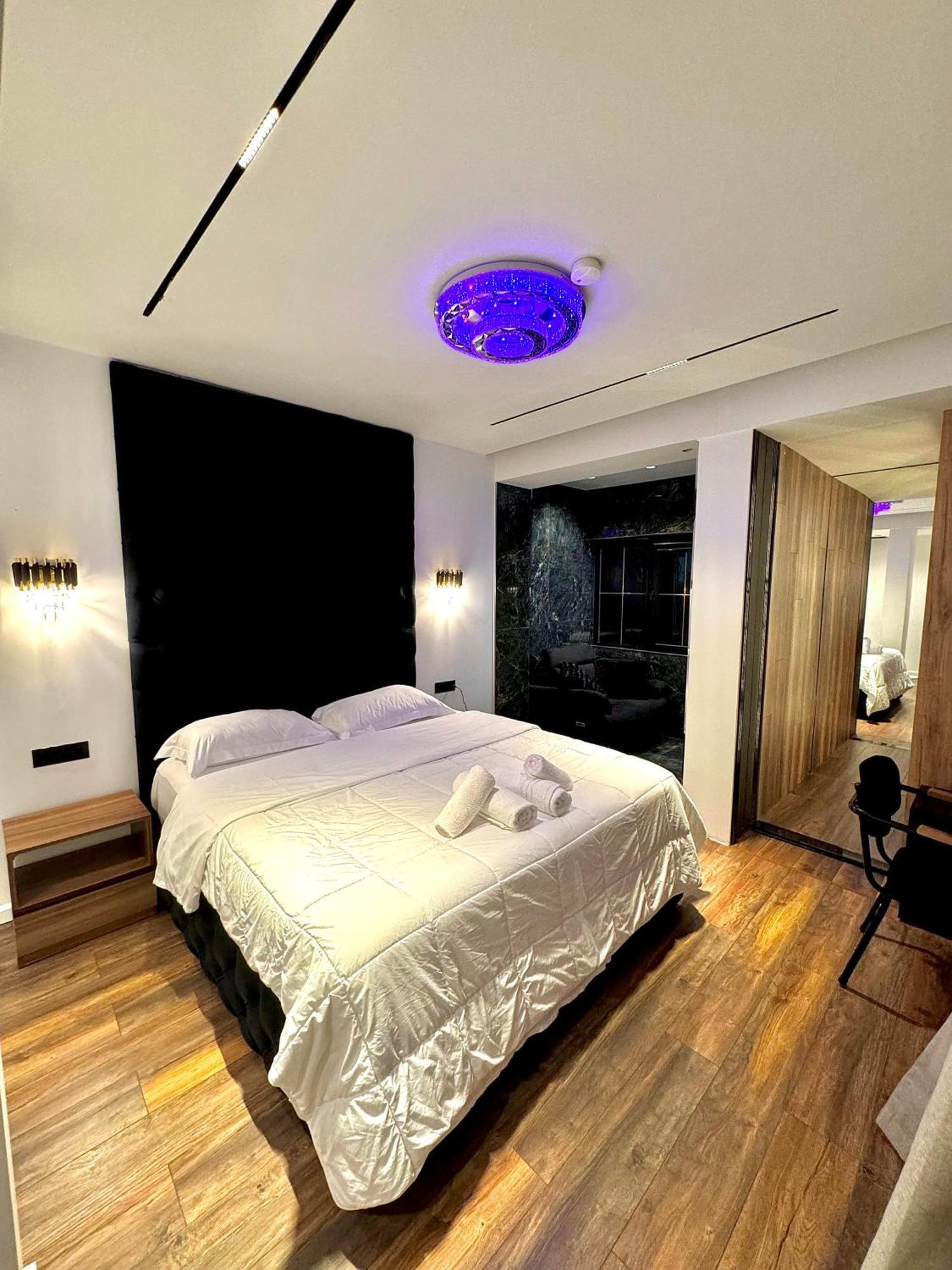 Boutique Hotel Empire Of Martin Gjirokastër 외부 사진