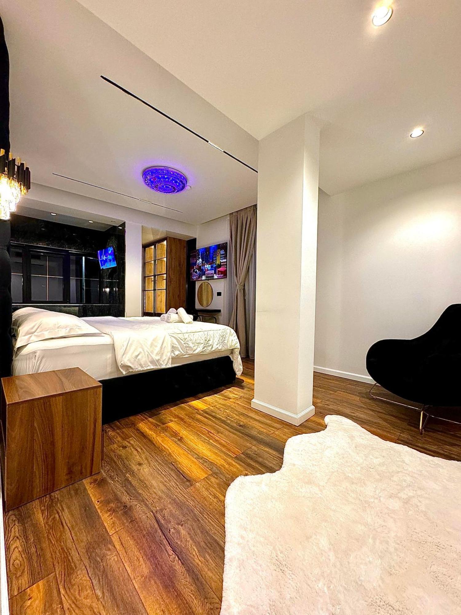Boutique Hotel Empire Of Martin Gjirokastër 외부 사진