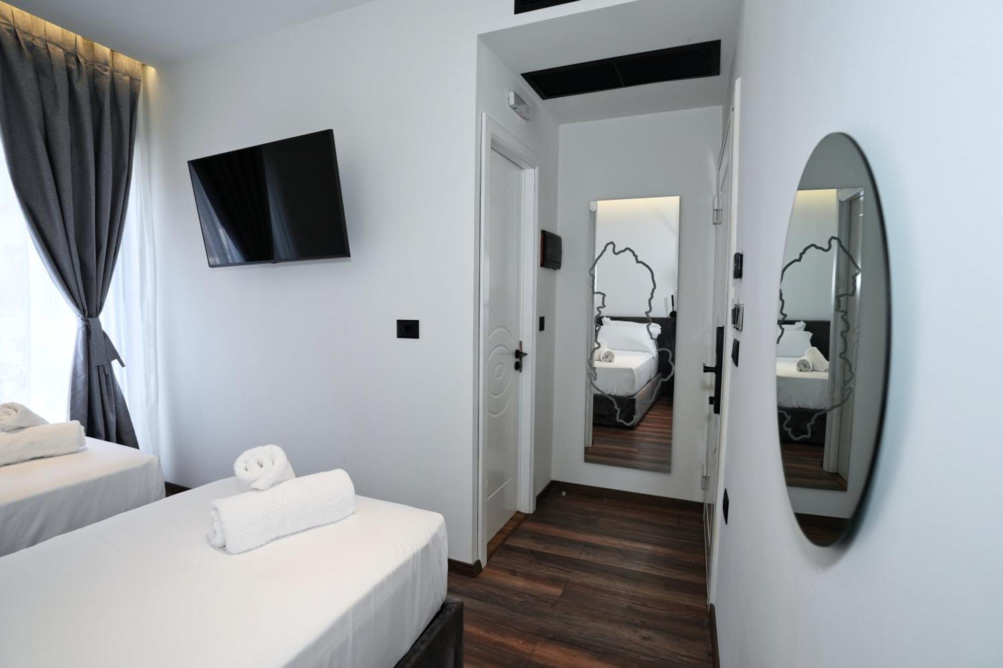 Boutique Hotel Empire Of Martin Gjirokastër 외부 사진